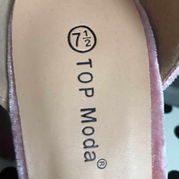 Top Moda Velvet Pink Heels (brand new) - Picture 4 of 5